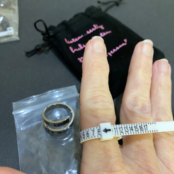 Women’s inspirational Ring Engraved Quote "Keep Fu**ing Going" - Picture 12 of 13